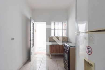 Cozinha de kitnet/studio para alugar com 1 quarto, 25m² em Jardim Bonfiglioli, São Paulo