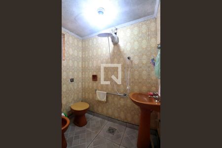 Banheiro 1 de casa à venda com 3 quartos, 300m² em Jardim Santo Alberto, Santo André