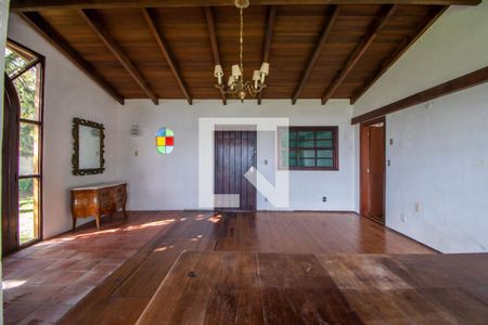 Sala de casa à venda com 4 quartos, 370m² em Tristeza, Porto Alegre