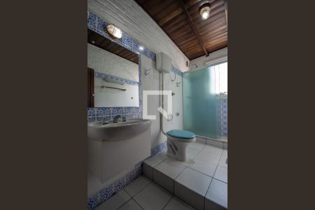 Casa à venda com 370m², 4 quartos e 3 vagasBanheiro Corredor