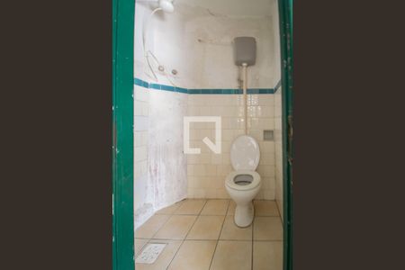 Casa à venda com 370m², 4 quartos e 3 vagasBanheiro de Serviço