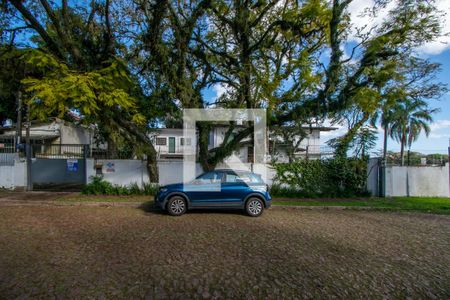 Casa à venda com 370m², 4 quartos e 3 vagasFachada