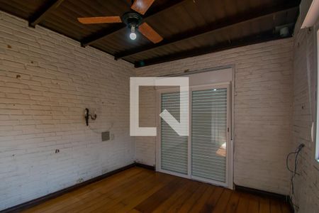 Casa à venda com 370m², 4 quartos e 3 vagasSuíte