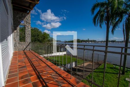 Casa à venda com 370m², 4 quartos e 3 vagasVaranda 