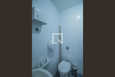 Casa à venda com 170m², 2 quartos e 2 vagasBanheiro de Serviço