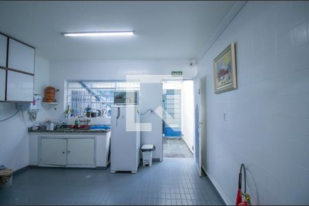 Casa à venda com 170m², 2 quartos e 2 vagasCozinha