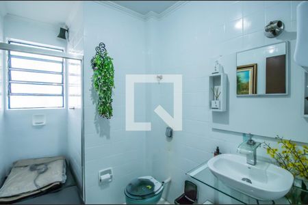 Casa à venda com 170m², 2 quartos e 2 vagasBanheiro 