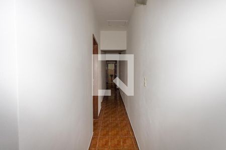 Corredor de casa à venda com 3 quartos, 126m² em Piraporinha, Diadema