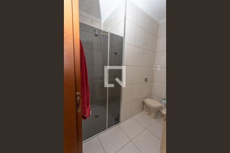 Casa à venda com 126m², 3 quartos e 2 vagasBanheiro social