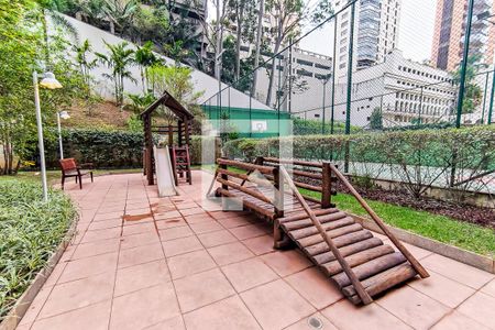 Apartamento à venda com 186m², 3 quartos e 4 vagasÁrea Comum - Playground