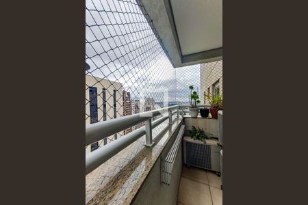 Apartamento à venda com 186m², 3 quartos e 4 vagasVaranda da Suíte 1