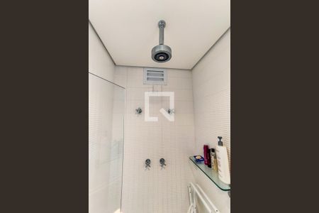 Apartamento à venda com 186m², 3 quartos e 4 vagasBanheiro da Suíte 2