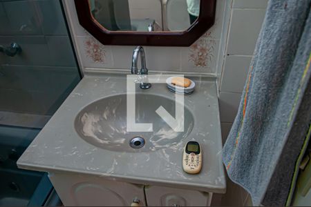 Casa de condomínio para alugar com 200m², 6 quartos e 2 vagasquarto 3 suite