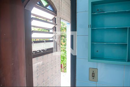 Casa de condomínio para alugar com 200m², 6 quartos e 2 vagasbanheiro