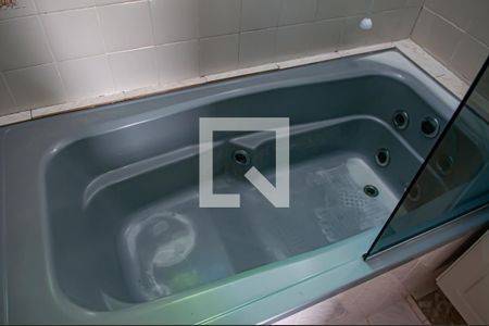 Casa de condomínio para alugar com 200m², 6 quartos e 2 vagasquarto 3 suite