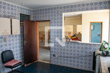 Casa de condomínio para alugar com 200m², 6 quartos e 2 vagascozinha