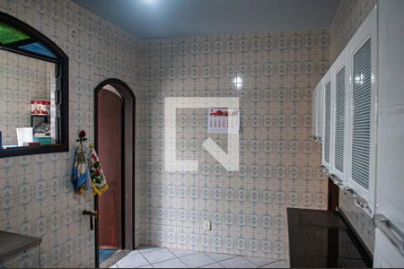 Casa de condomínio para alugar com 200m², 6 quartos e 2 vagascozinha