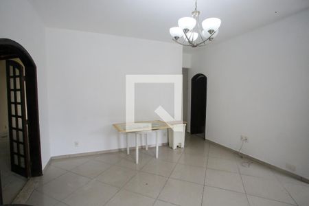 Sala de Estar de casa para alugar com 6 quartos, 200m² em Taquara, Rio de Janeiro