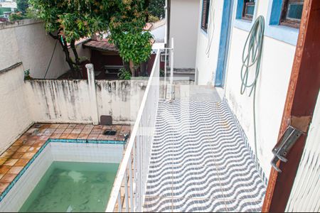 Casa de condomínio para alugar com 200m², 6 quartos e 2 vagasvaranda