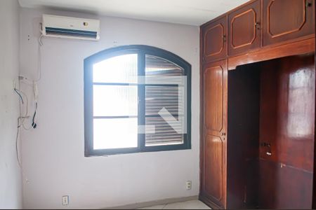 Casa de condomínio para alugar com 200m², 6 quartos e 2 vagasquarto 3 suite