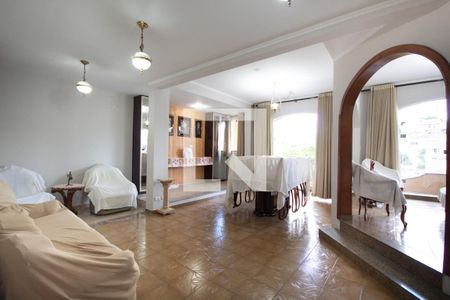 Sala de casa à venda com 3 quartos, 300m² em Vila Campesina, Osasco