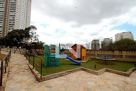 Apartamento para alugar com 150m², 4 quartos e 4 vagasÁrea Comum - Playground