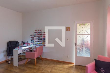 Sala de casa à venda com 3 quartos, 80m² em Vila Marieta, Campinas