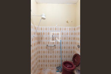 Casa à venda com 80m², 3 quartos e 2 vagasBanheiro