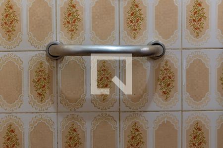 Casa à venda com 80m², 3 quartos e 2 vagasBanheiro - Barra de apoio