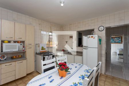 Casa à venda com 311m², 3 quartos e 1 vaga Casa à venda com 311m², 3 quartos e 1 vagaCozinha