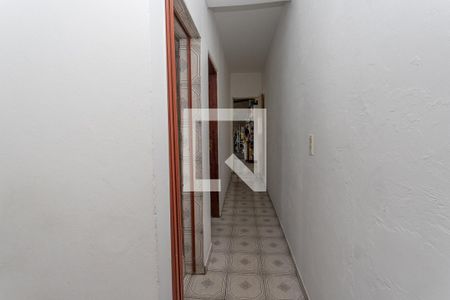 Corredor  de casa à venda com 3 quartos, 311m² em Vila Nogueira, Diadema