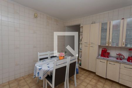 Casa à venda com 311m², 3 quartos e 1 vaga Casa à venda com 311m², 3 quartos e 1 vagaCozinha