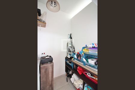 Casa à venda com 180m², 3 quartos e 2 vagasLavanderia