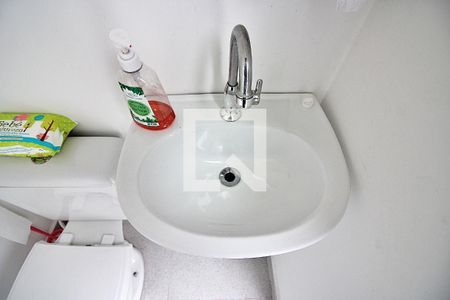 Casa à venda com 180m², 3 quartos e 2 vagasBanheiro de Serviço