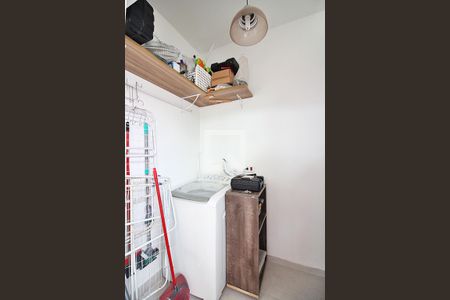 Casa à venda com 180m², 3 quartos e 2 vagasLavanderia