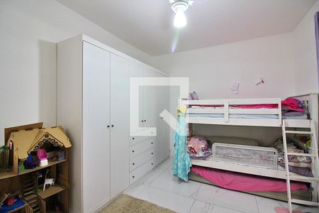 Casa à venda com 180m², 3 quartos e 2 vagasQuarto 3