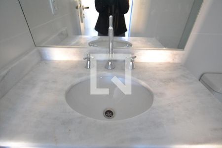 Apartamento à venda com 56m², 2 quartos e 1 vagaBanheiro da Suíte