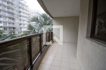 Apartamento à venda com 93m², 3 quartos e 2 vagas Apartamento à venda com 93m², 3 quartos e 2 vagasVaranda