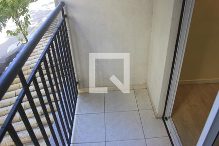 Varanda  de apartamento à venda com 3 quartos, 56m² em Cocaia, Guarulhos