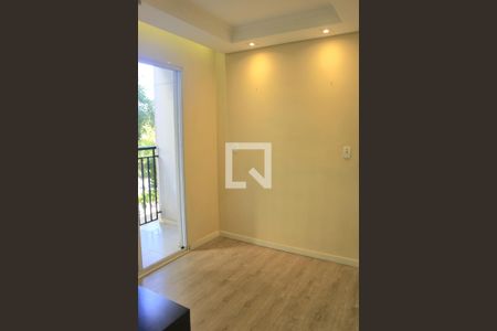 Sala  de apartamento à venda com 3 quartos, 56m² em Cocaia, Guarulhos