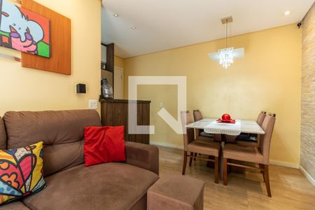 Sala de apartamento à venda com 3 quartos, 56m² em Cocaia, Guarulhos