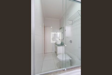 Casa à venda com 250m², 4 quartos e 4 vagas Casa à venda com 250m², 4 quartos e 4 vagasBanheiro da Suíte 2