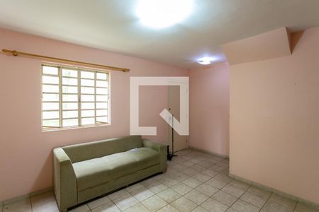 Sala de casa à venda com 3 quartos, 74m² em Fernão Dias, Belo Horizonte