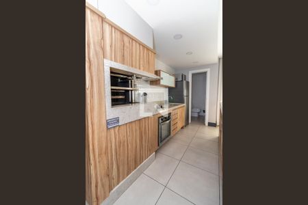 Apartamento à venda com 58m², 2 quartos e 2 vagasÁrea comum - Salão de festas