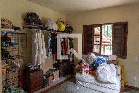 Casa à venda com 325m², 4 quartos e 4 vagas Casa à venda com 325m², 4 quartos e 4 vagasSuíte 1