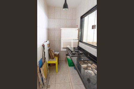 Casa à venda com 325m², 4 quartos e 4 vagas Casa à venda com 325m², 4 quartos e 4 vagasCozinha 2