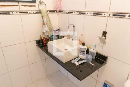 Casa à venda com 325m², 4 quartos e 4 vagas Casa à venda com 325m², 4 quartos e 4 vagasBanheiro da Suíte 2