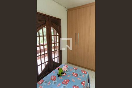 Quarto 1 de casa à venda com 4 quartos, 325m² em Vila Progresso, Niterói