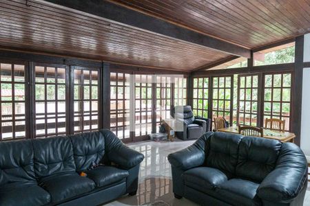 Sala de casa à venda com 4 quartos, 325m² em Vila Progresso, Niterói