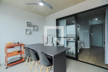 Studio para alugar com 35m², 1 quarto e 1 vagaCozinha e Varanda Integrada